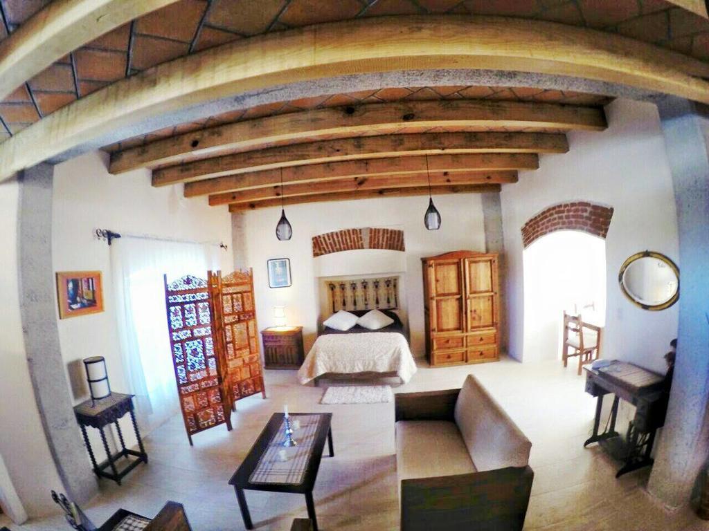 Hostal El Dulce Nombre กัวมานตลา ภายนอก รูปภาพ